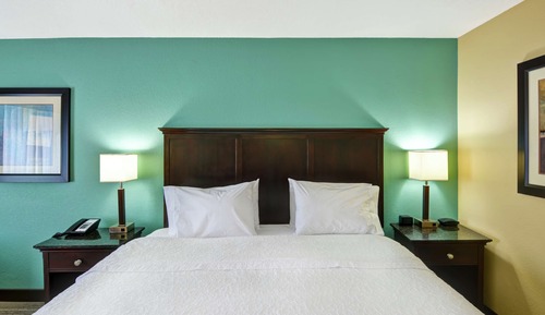 Room, 1 King Bed, Non Smoking, City View