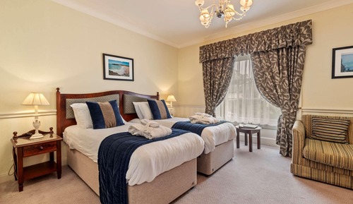 Deluxe Room, 2 Twin Beds, Non Smoking