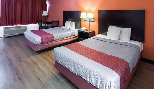Standard Room, 2 Double Beds, Smoking