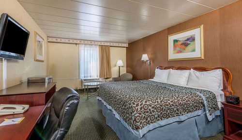 Standard Room, 1 King Bed