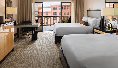 Signature Room, 2 Double Beds, Balcony, Harbor View