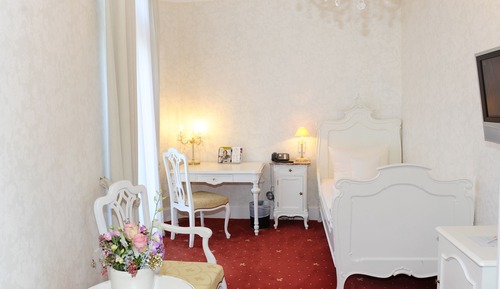 Superior Single Room