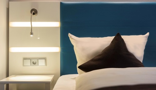 Standard Room, 1 Queen Bed