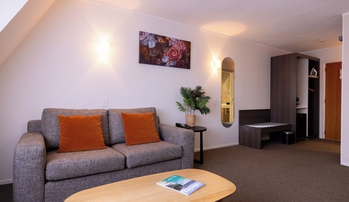 Superior King with Lounge
