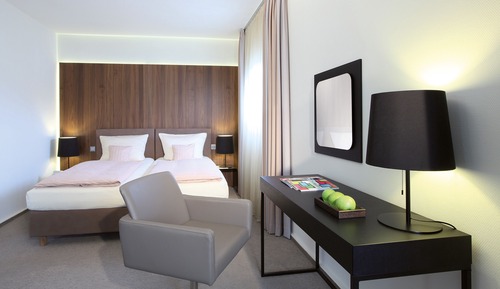 Junior Suite, 1 Queen Bed with Sofa bed
