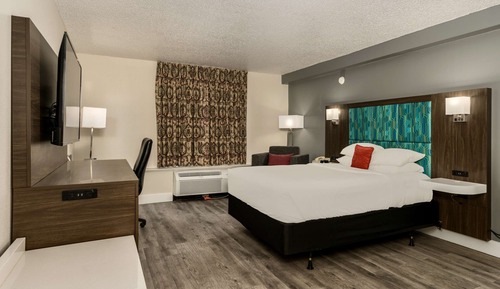 Standard Room, 1 Queen Bed