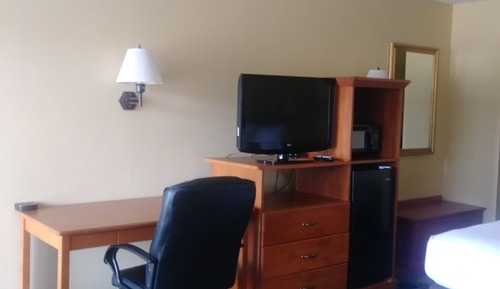 Single Room, 1 King Bed, Accessible