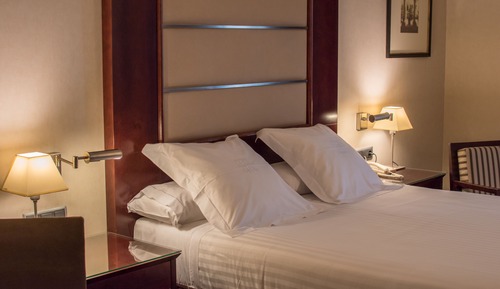 Deluxe Room (Giralda View)