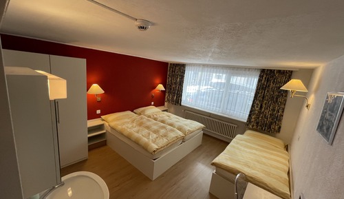Classic Triple Room