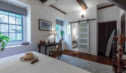 Superior Room, Hill View