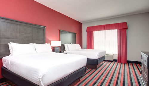 Suite, Multiple Beds