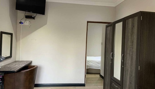 Luxury mini-suite 