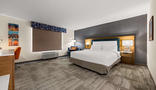 Room, 1 King Bed, Accessible, Bathtub