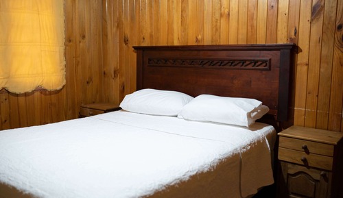 Cabin, 2 Bedrooms, Pets Allowed, Courtyard View