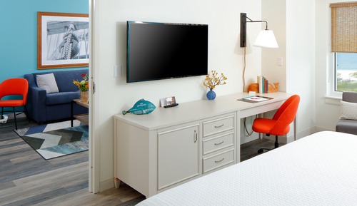 Suite, 1 Bedroom, Accessible, Non Smoking (Communications)