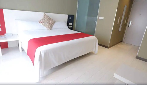 Junior Double Room