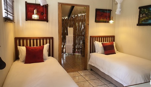 Twin Room with Outdoor Shower 5