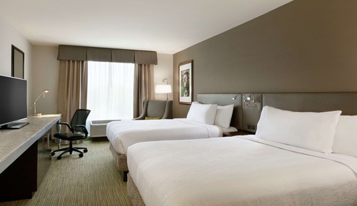 Deluxe Room, 2 Queen Beds, Non Smoking