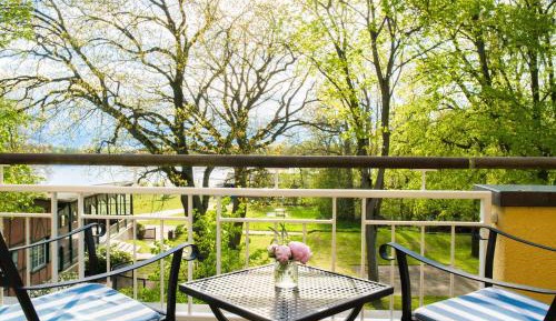 Double Room - Lake Side