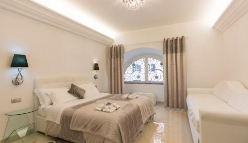 Triple Room with City View