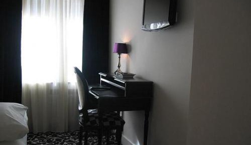 Large Single Room