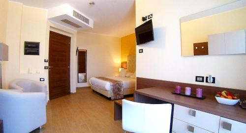Mini Suite