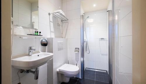 Deluxe Small Single Room