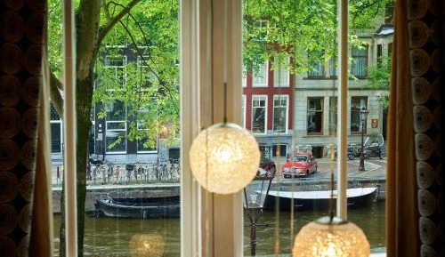 Superior Split-level Room with Canal View