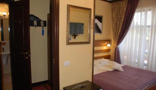One-Bedroom Chalet