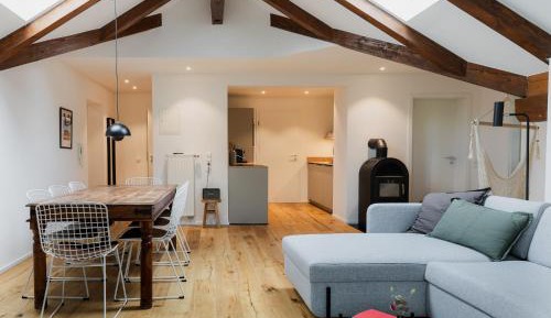 Three-Bedroom Deluxe Apartment