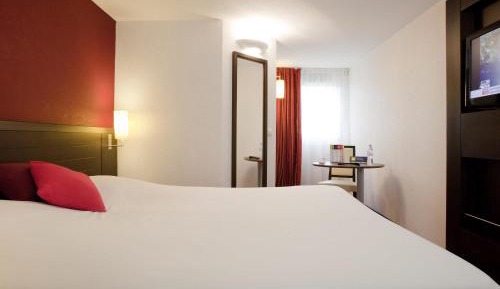 Standard Double Room - Breakfast included