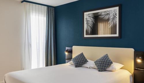 One-Bedroom Apartment (4-5 Adults)