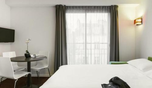 One-Bedroom Apartment (4 Adults)