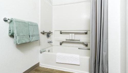 Queen Studio - Disability Access