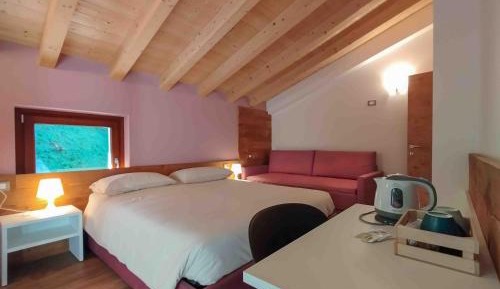 Double Room with Private Bathroom
