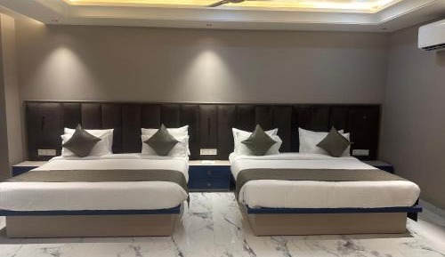 Deluxe Quadruple Room