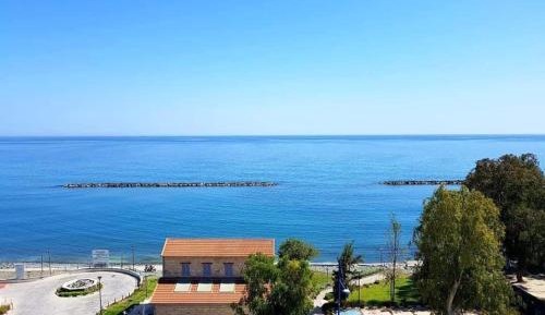 Standard One-Bedroom Apartment with Single Beds