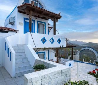 One-Bedroom Apartment with Sea View