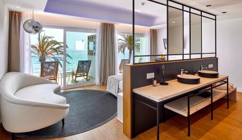 Junior Suite Front Sea View