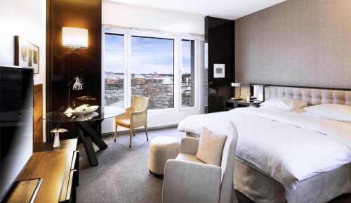 King Room with City View