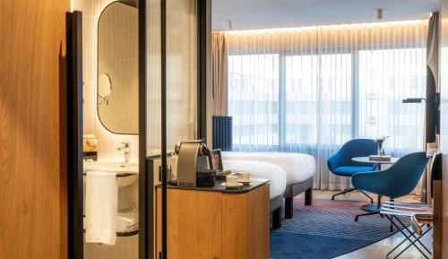 Executive Room with Double Bed and Sofa