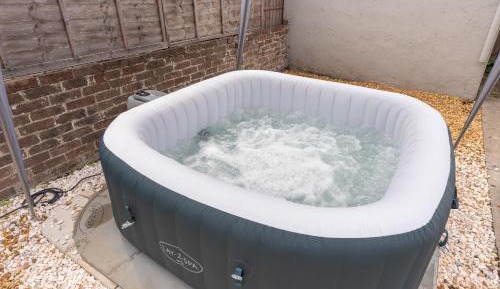 Five-Bedroom Apartment