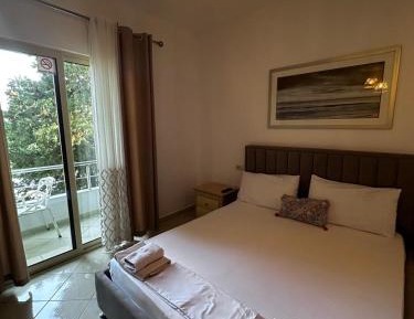 Basic Triple Room