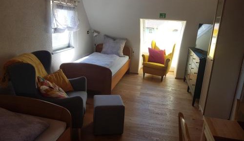 One-Bedroom Apartment with View