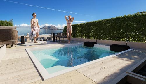 Junior Suite with private pool on the terrace