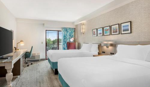 Queen Room with Two Queen Beds and Balcony