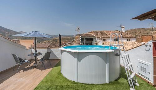 Superior One-Bedroom Apartment with Balcony