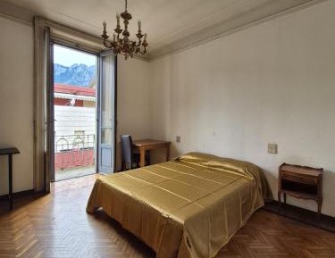 Three-Bedroom Premium Apartment with Balcony