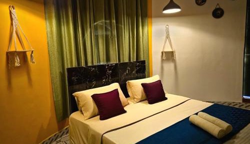 Double Room with Balcony (2 Adults + 1 Child)