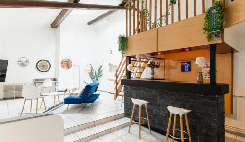 Three-Bedroom Standard Apartment